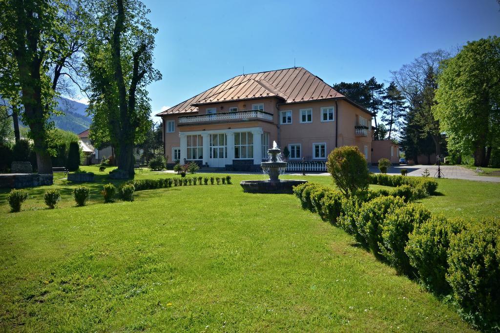 فندق Svatojansky Kastiel Liptovský Ján المظهر الخارجي الصورة